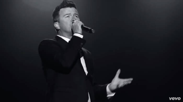 Rick Astley - Keep Singing