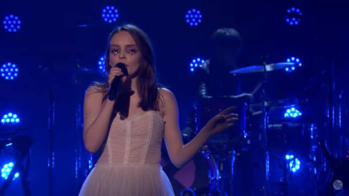 chvrches-miracle-jimmy-fallon