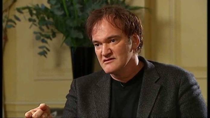 Quentin Tarantino brigando com entrevistador