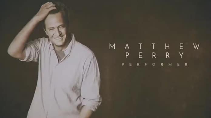 Matthew Perry é homenageado no Emmy ao som da icônica música tema de Friends