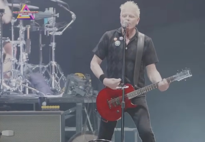 The Offspring tocando no Paraguai