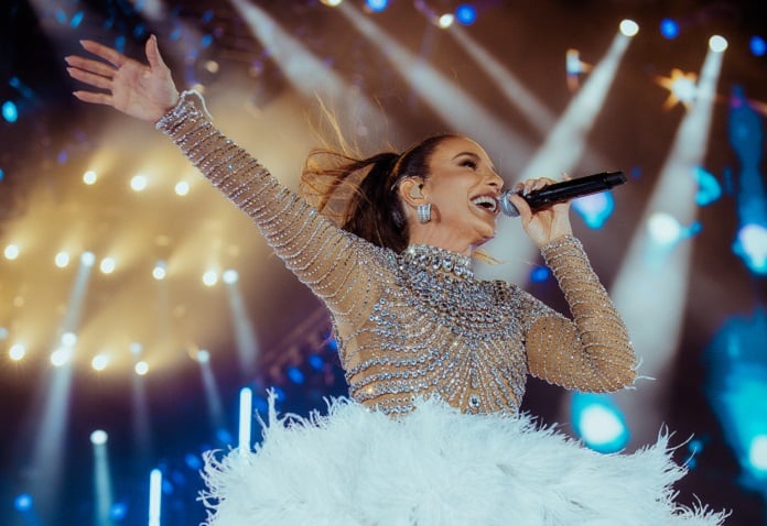 “A Festa”: relembre a trajetória de 30 anos de carreira de Ivete Sangalo antes de turnê histórica