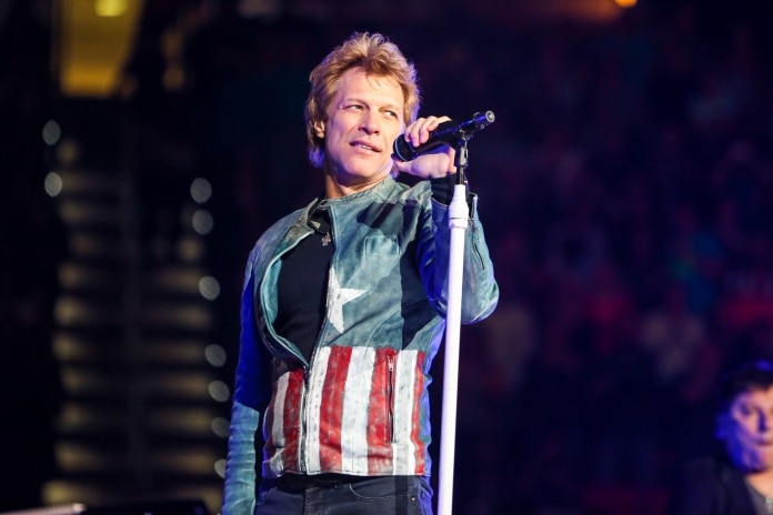 Jon Bon Jovi com o Bon Jovi
