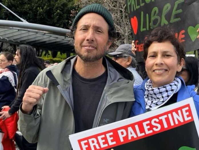 Zack De La Rocha marca presença em novo protesto pela Palestina Livre