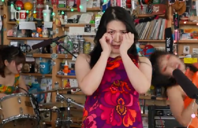 Otoboke Beaver se apresenta no Tiny Desk