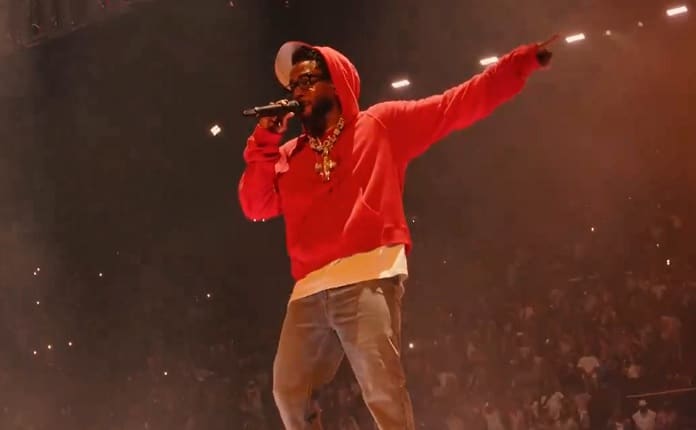 Kendrick Lamar reúne astros do Rap em show poderoso em Los Angeles; confira