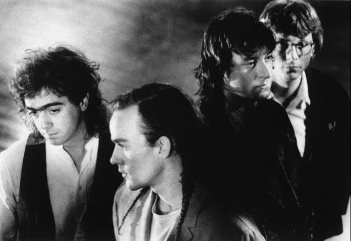 R.E.M. em 1988