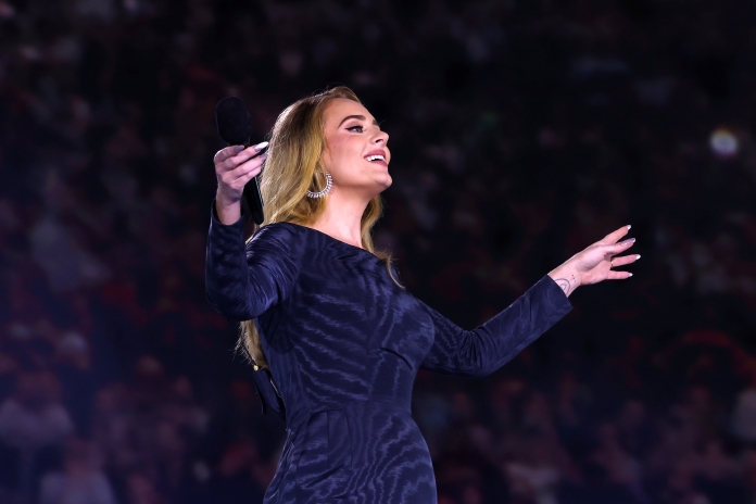 Adele inicia residência em Munique