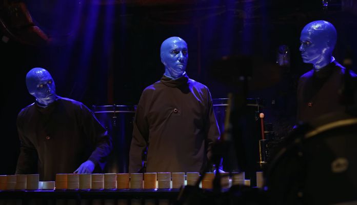 Blue Man Group toca My Chemical Romance