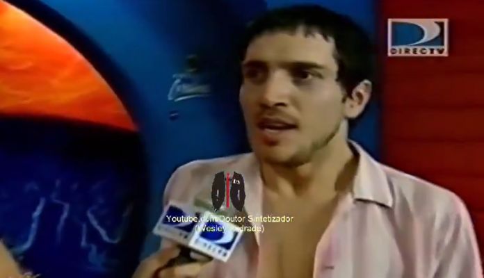 Há 25 anos, John Frusciante celebrava a coletividade do Red Hot Chili Peppers em passagem pelo Brasil