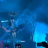 Que encontro: Korn e Amy Lee cantam um dos maiores hinos do Nu Metal em show; vídeo